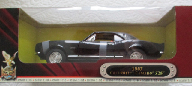 Deluxe Mint 1/18 Road Signature Yatming Black 67 Camaro Z28 in Toys & Games in City of Toronto - Image 4