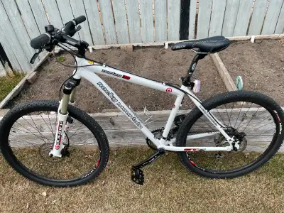 rocky mountain bike in Bikes in Calgary Kijiji Marketplaces