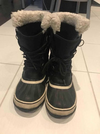 Winter Boots Youth Boy’s SIZE 5.5 by SOREL - New Condition (worn