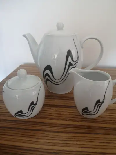 3-pc Wawel China Coffee set, View more