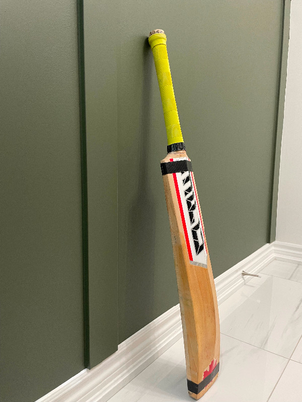 English Willow Cricket Bat ( 3FG) in Other in Mississauga / Peel Region