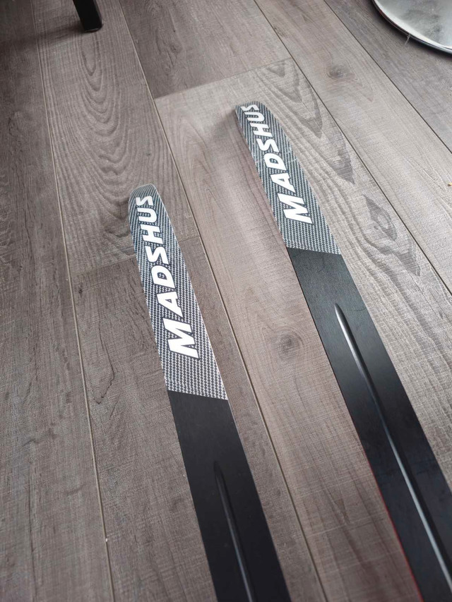 Madshus 284 Suprasonic 3x3 Skate Skis (180 cm) in Ski in Calgary