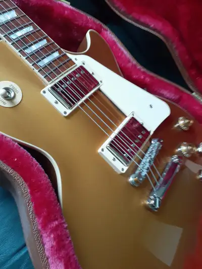 Gibson Les Paul Standard 50s Electric Guitar, View more