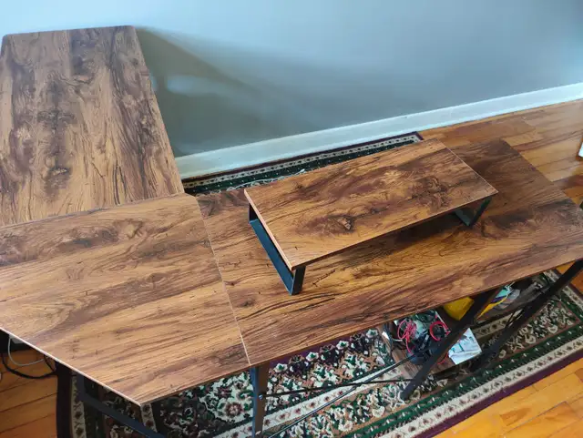 L-shaped Wood Desk - Perfect for School or Home Office in Desks in Ottawa - Image 5