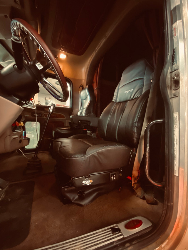 Experienced Class 1 Driver in Drivers & Security in St. Albert