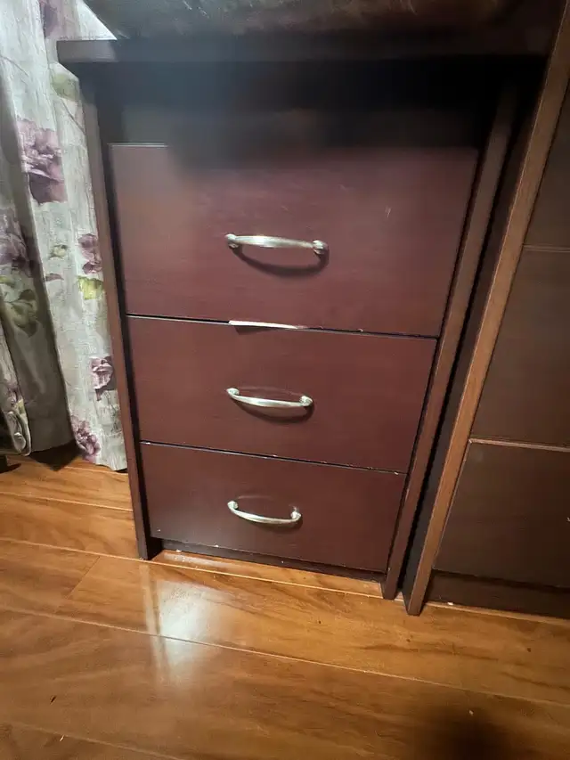 Bedroom set in Multi-item in Mississauga / Peel Region - Image 4