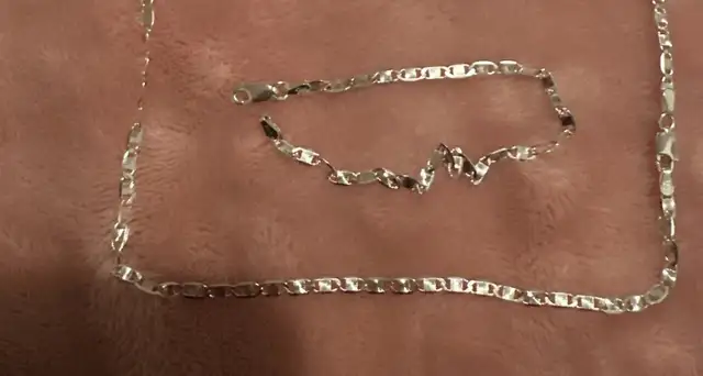 Sterling Valentino Link Bracelet in Jewellery & Watches in Ottawa - Image 4