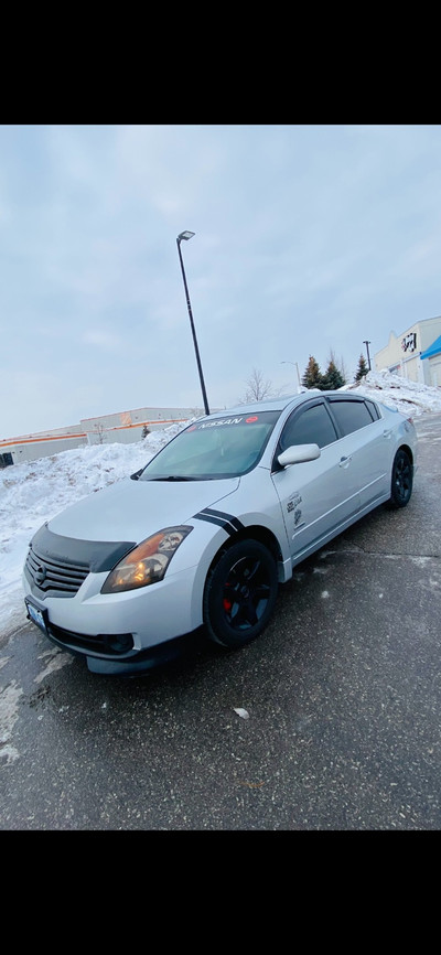 2008 Altima hybrid as is