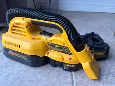 DeWalt DC515 Heavy Duty 1/2 Gallon 18V Cordless Wet Dry Vac   , View more