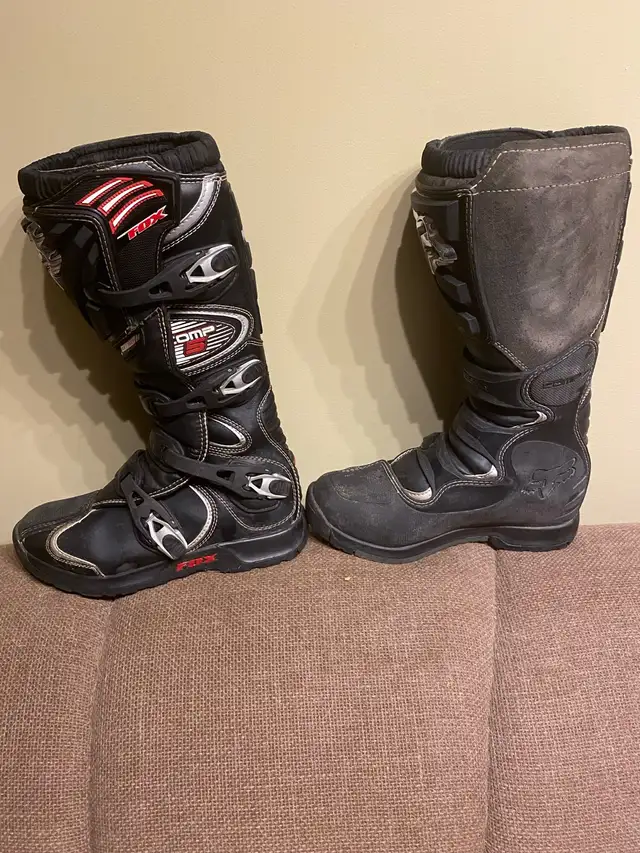 Fox Comp 5 MX Boots in Other in Saint John - Image 2