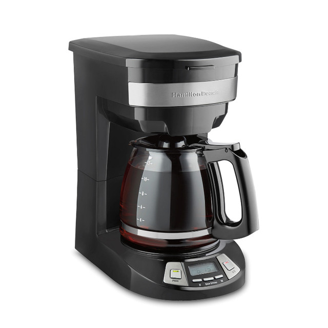12 Cup Programmable Coffee Maker in Coffee Makers in Markham / York Region - Image 2