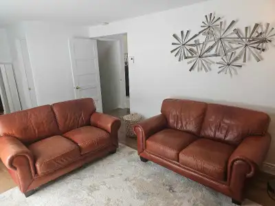 Sofa et fauteuil en cuir véritable " style contemporain", View more