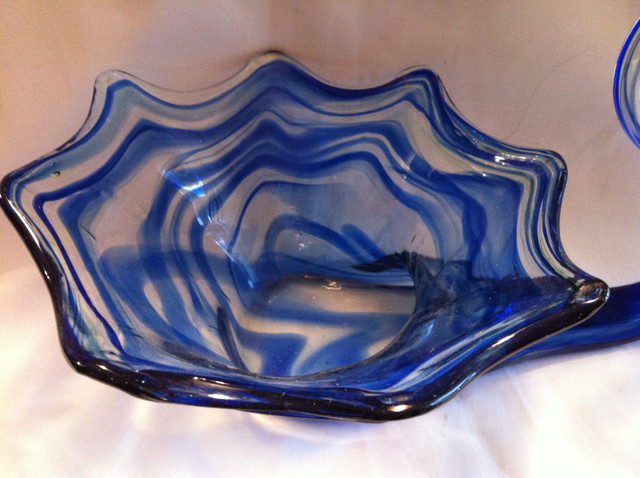 VINTAGE HAND BLOWN SWAN in Arts & Collectibles in Barrie - Image 4