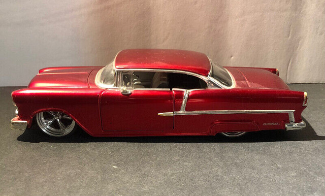 Jada  1955 Chevy Bel AirDub City Sokol - Kandy Red 1/24 in Arts & Collectibles in Mississauga / Peel Region - Image 2