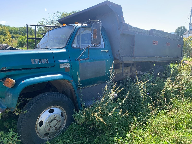 Dump truck Heavy Trucks Sudbury Kijiji