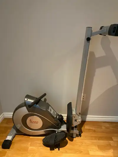 Magnetic Rowing Machine / Rameur magnétique, View more