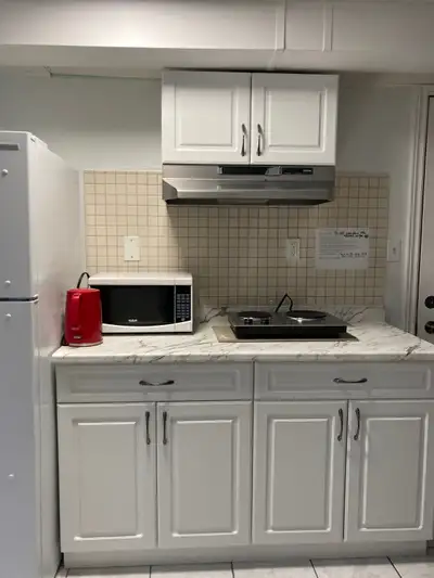 2 bedroom for rent in a house. Near Costco, Univ. of Guelph, public schools, Linamar