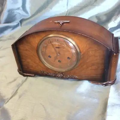 ANTIQUE SETH THOMAS "PORTLAND" MANTLE CLOCK MADE IN CANADA!, View more