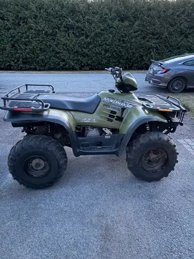 2000 Polaris sportsman 500 4x4 . Runs and drives good . Good condition. 3000km. No ownership comes w...
