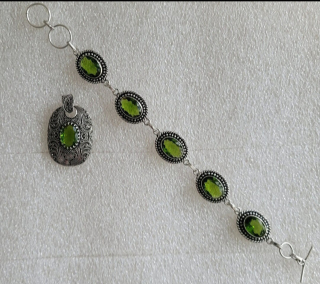 SALE !!  Qtz Bracelet /Earrings /Pendant Set New U CHOOSE in Jewellery & Watches in West Island - Image 3