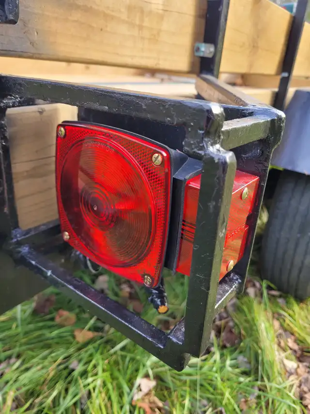 Trailer64424055546371124