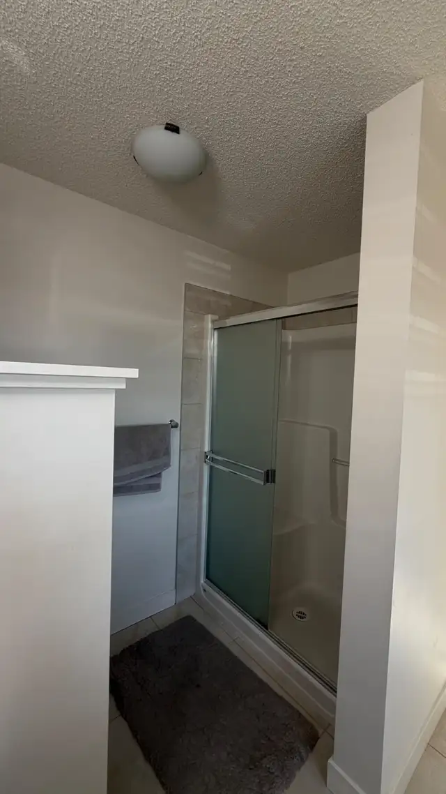 House for Rent in Long Term Rentals in Edmonton - Image 9