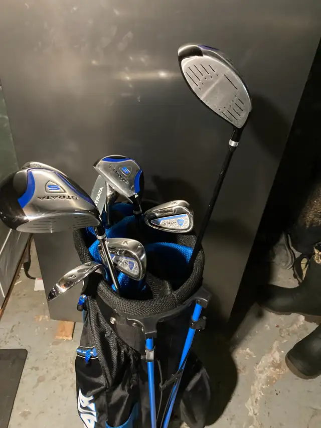 Callaway strata left handed gold clubs in Golf in Owen Sound - Image 3