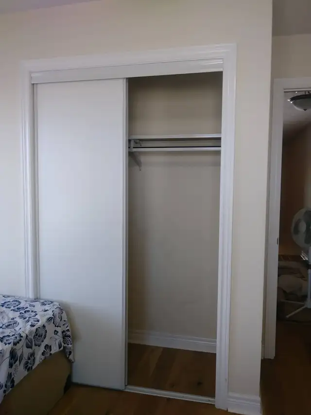 Sharing Room for rent in Room Rentals & Roommates in City of Toronto - Image 2