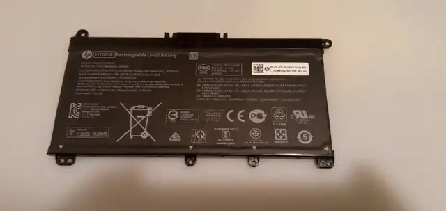 HT03XL laptop battery in Laptop Accessories in Regina - Image 2