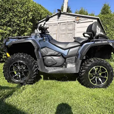 2017 Can-Am Outlander Max ✅Limited Moteur 1000R Seulement 8056 km -n’a jamais roulé l’hiver -Un seul...
