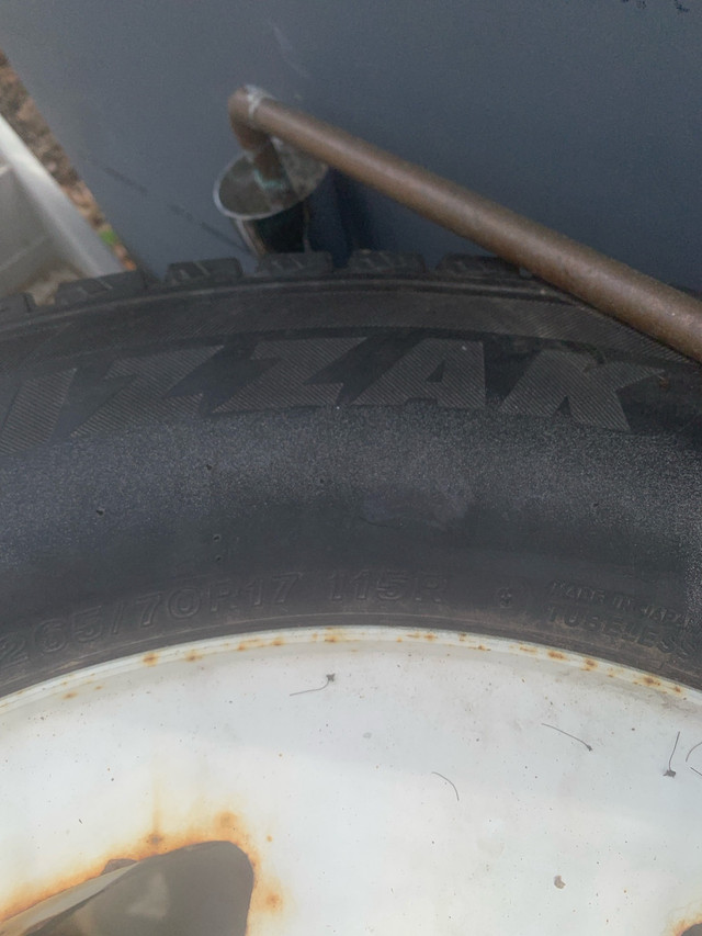 stored truck tires with rims in Tires & Rims in City of Toronto - Image 2
