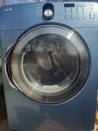 Dryer Excellent Condition.   Kenmore elite series 