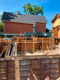 Concrete forming for footings and foundation walls