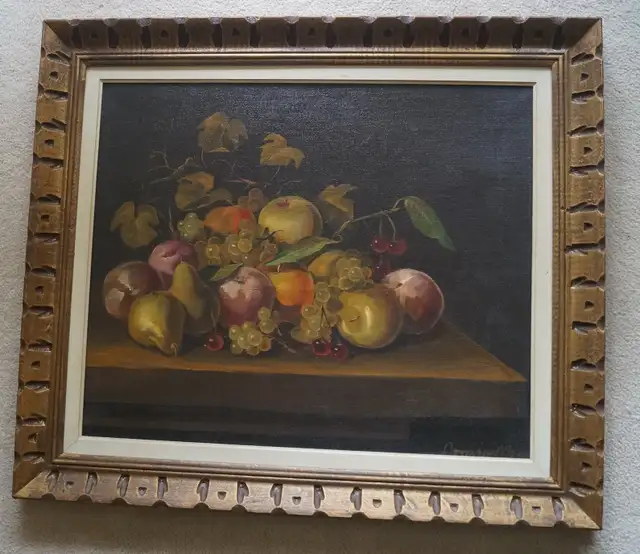 VINTAGE WOOD FRAME  - FRUIT PRINT in Arts & Collectibles in Mississauga / Peel Region - Image 2