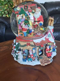 hand made wood Train $40Musical christmas water snow globe with