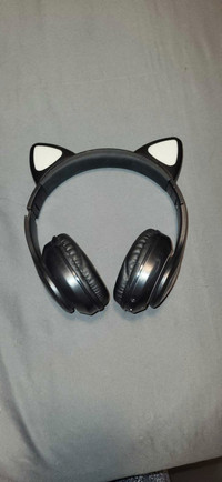 Cat ear wireless headphones 