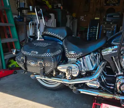 2003 100th Anniversary Harley Davidson Heritage Softail. 47000km. Original paint. Excellent conditio...
