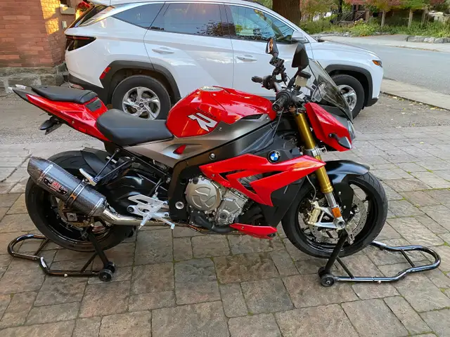 2016 BMW S1000R SPORT in Sport Touring in Ottawa - Image 2