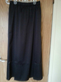 Navy blue long skirt ( new)