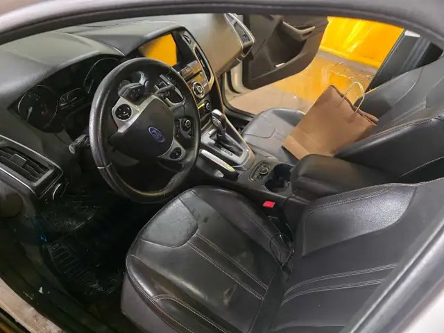 2013 Ford Focus Titanium Hatchback — $5,000 OBO540256176755200009