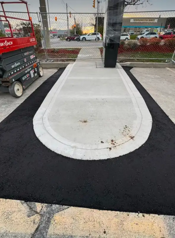 ASPHALT PAVING & REPAIRS - CONCRETE - STONEWORK - SEALING62864354459395124