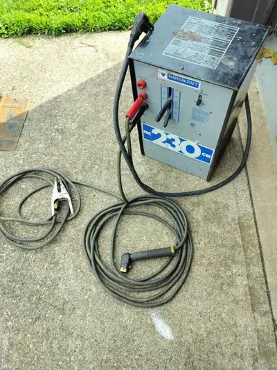 Mastercraft 230 Volt Stick welder. 25' welding cable and 15' ground cable. Good working condition.