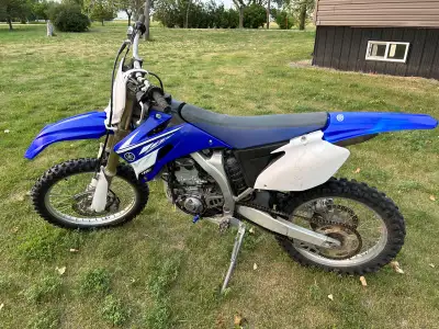 2006 Yamaha YZF 250 Low hour, well maintained bike. Fresh out of local Yamaha dealer for tune up and...