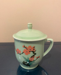 A Lidded Chinese Cup