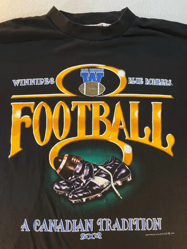 Vintage Winnipeg Blue Bombers Football Tee LRG 1994 Softwear CFL in Men's in Winnipeg - Image 2