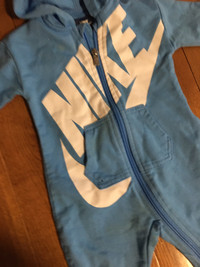 Baby outfit Nike with hoodie 
