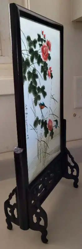 Antique Chinese Embroided Silk Table Screen Birds Flowers Signed in Arts & Collectibles in Oshawa / Durham Region - Image 10