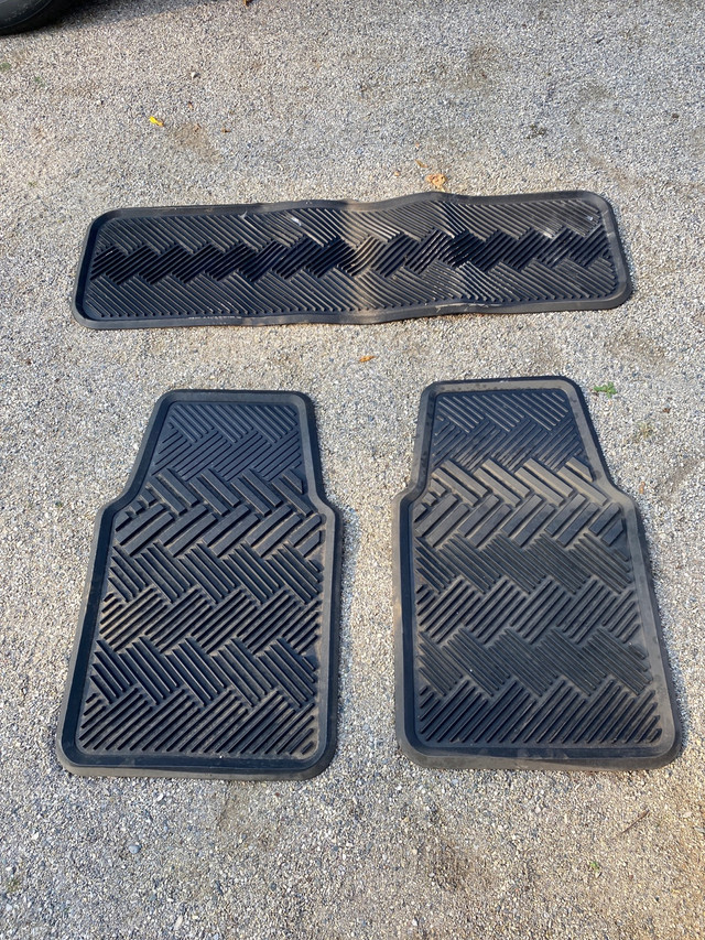 Heavy Duty Rubber Floor Mat Set for Car or Truck in Other in London - Image 3