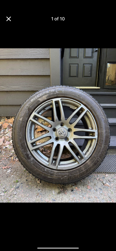 Michelin X-Ice Winter Tires on Rims – 225/55R17 Set of 4 Michelin X-Ice tires, already mounted on al...