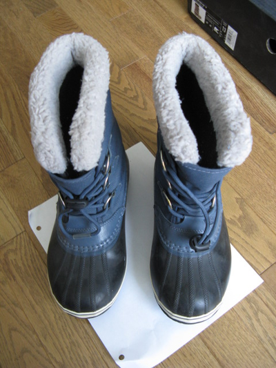 Kids winter snow boots / bottes d'hiver (Sorel) + FREE extras!, View more
